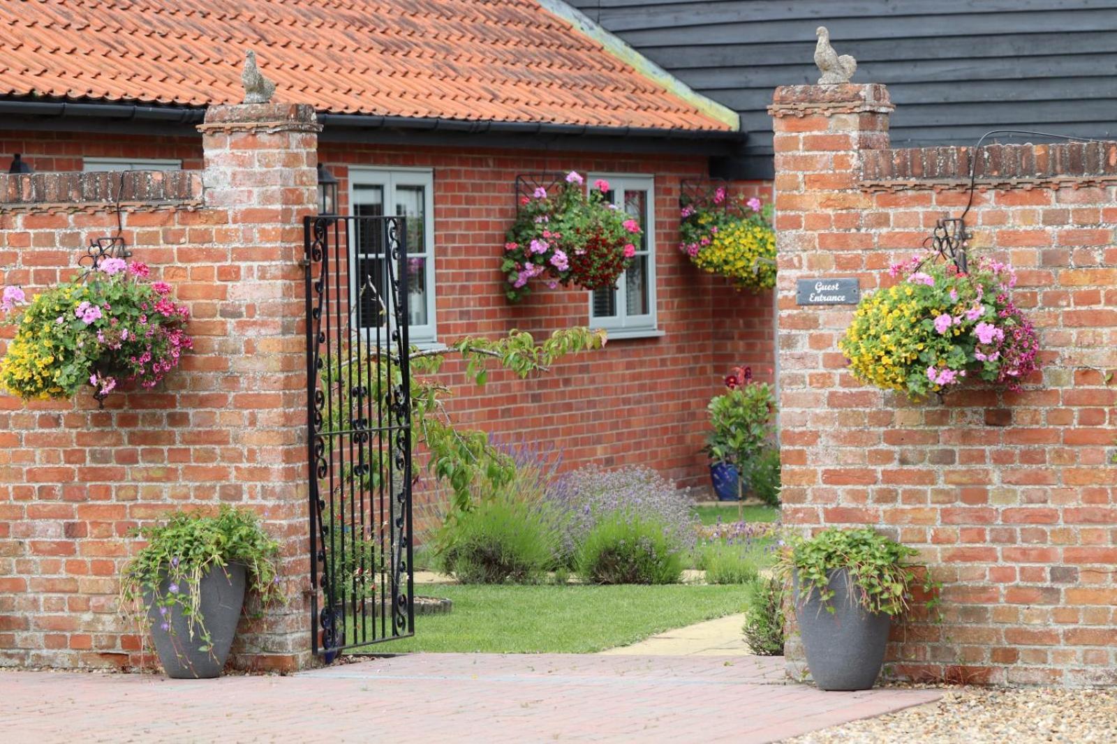 Grove Barn Bed And Breakfast Harleston Exterior foto